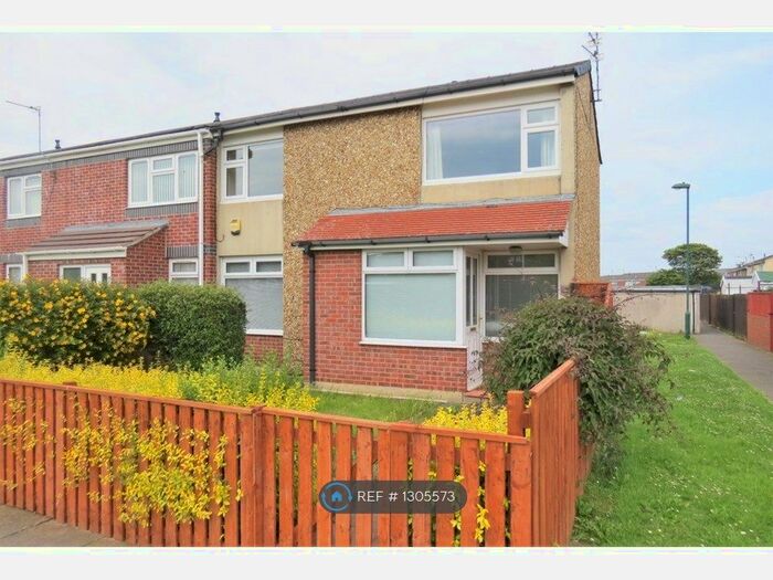 3 Bedroom Terraced House To Rent In Egton Cl, Redcar TS10