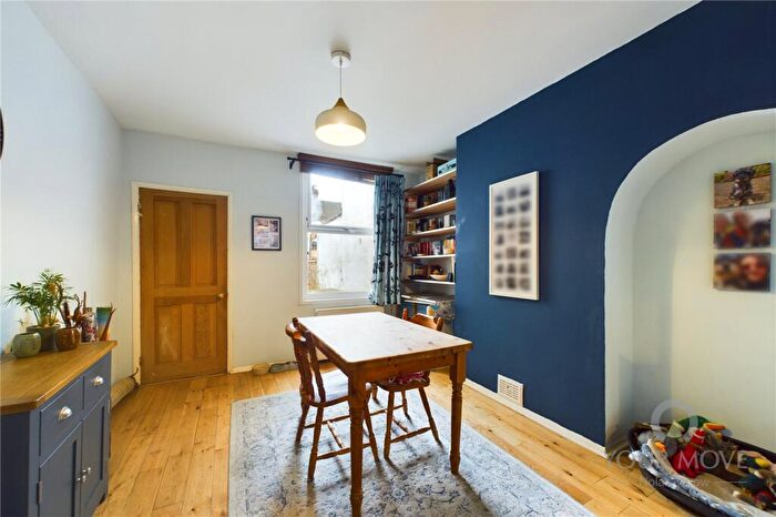 2 Bedroom Terraced House For Sale In Alexandra Road, Abington, Northampton, West Northamptonshire, NN1