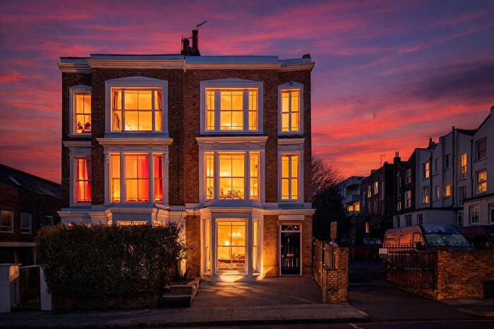 5 Bedroom Semi Detached House For Sale In Camden Park Road, London, NW1