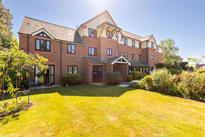 1 Bedroom Apartment For Sale In Beam Street, Cromwell Court Beam Street, CW5