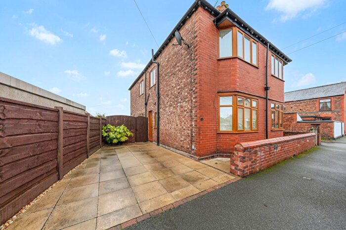 3 Bedroom Semi Detached House For Sale In Radnor Street, Warrington, WA5