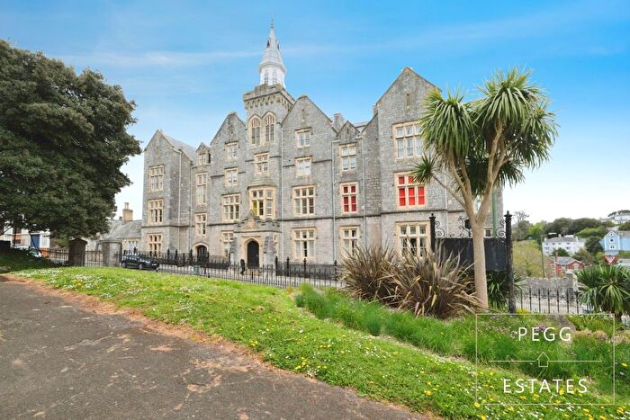2 Bedroom Flat For Sale In Castle Chambers, Torquay, TQ1