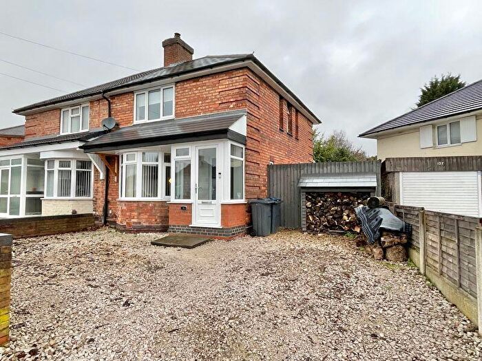 3 Bedroom Semi Detached House For Sale In Sidcup Road, Birmingham, B44