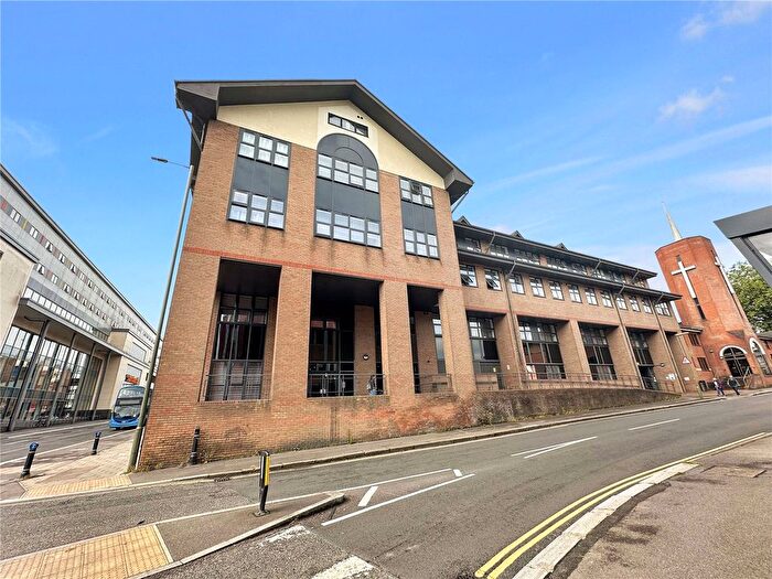 1 Bedroom Flat To Rent In Aquila House, , London Road, Redhill, Surrey, RH1