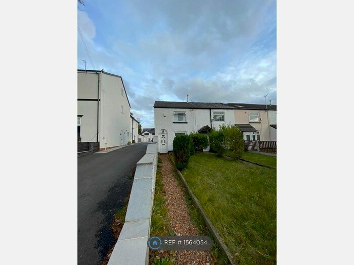 2 Bedroom End Of Terrace House To Rent In Hollins Lane, Bury, BL9