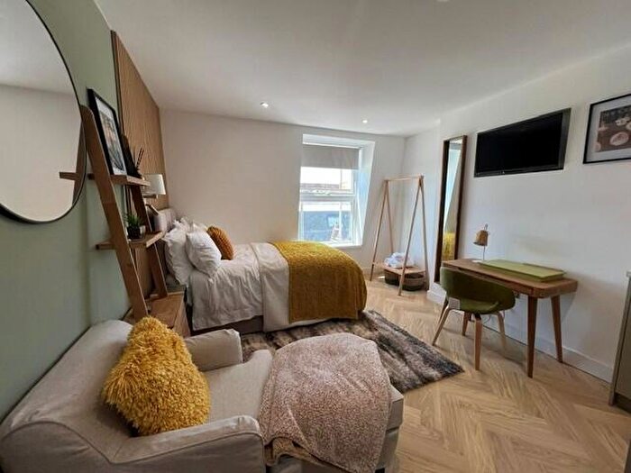 Flat To Rent In Mount Gould Road, PL4