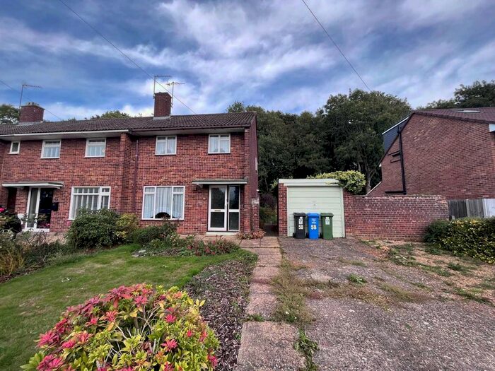 2 Bedroom End Of Terrace House To Rent In Briery Way, Adeyfield, HP2