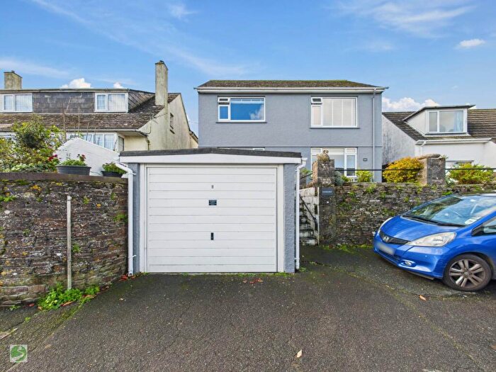 2 Bedroom Apartment For Sale In Bay View Road, East Looe, PL13