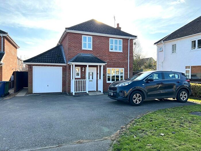 3 Bedroom Detached House For Sale In New Road, Chatteris, Cambs., PE16