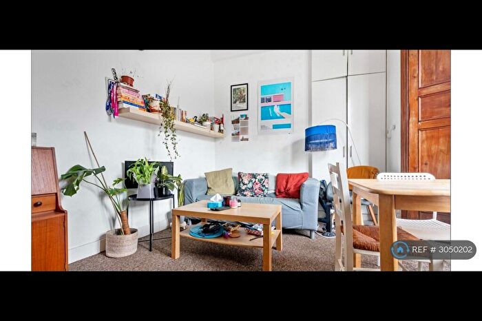 2 Bedroom Flat To Rent In Farleigh Rd, London, N16