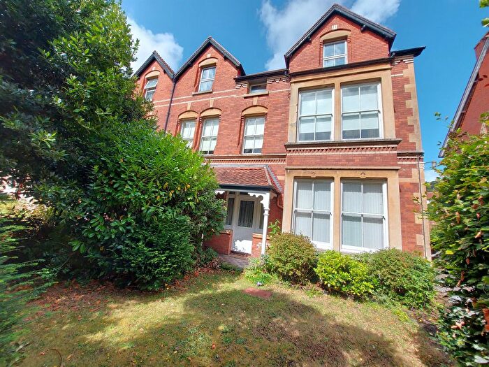 3 Bedroom Flat For Sale In Blenheim Road, Minehead, TA24
