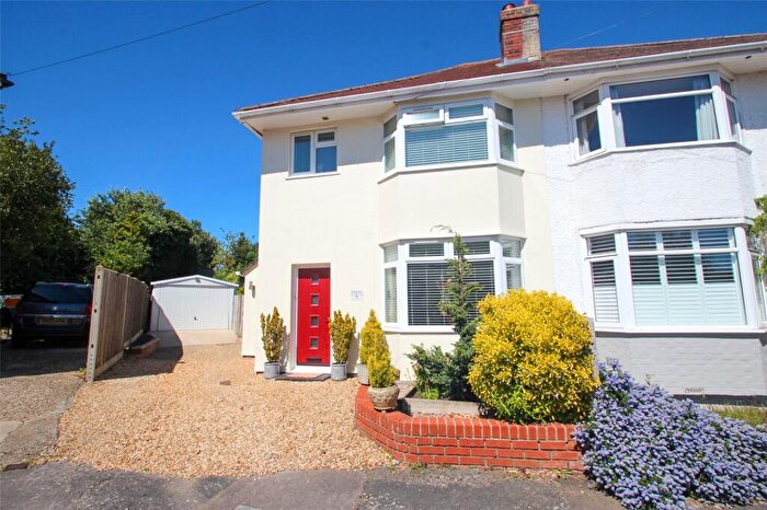 3 Bedroom Semi Detached House For Sale In The Close, Hamble, Southampton, Hampshire, SO31