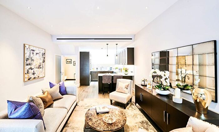 3 Bedroom Terraced House To Rent In Radnor Walk, Chelsea, London, SW3