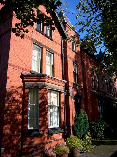 1 Bedroom Flat To Rent In Palmerston Road, Liverpool, L18