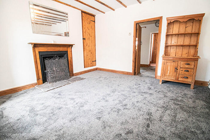 2 Bedroom Cottage To Rent In Merthyr Road, Tongwynlais, CF15