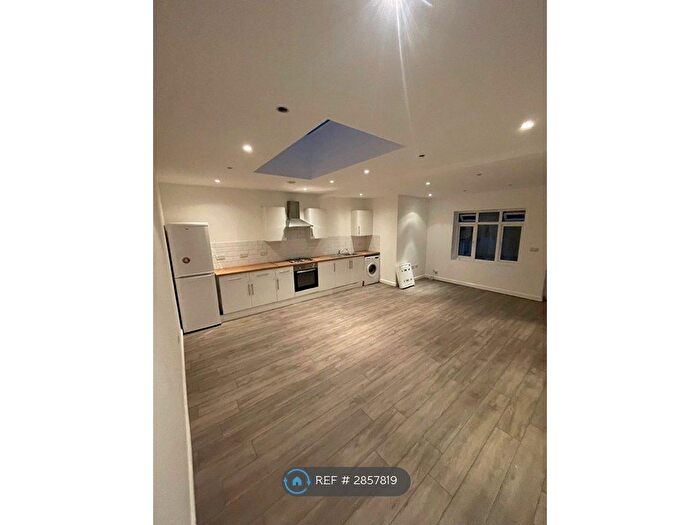 1 Bedroom Bungalow To Rent In The Drive, Thornton Heath, CR7