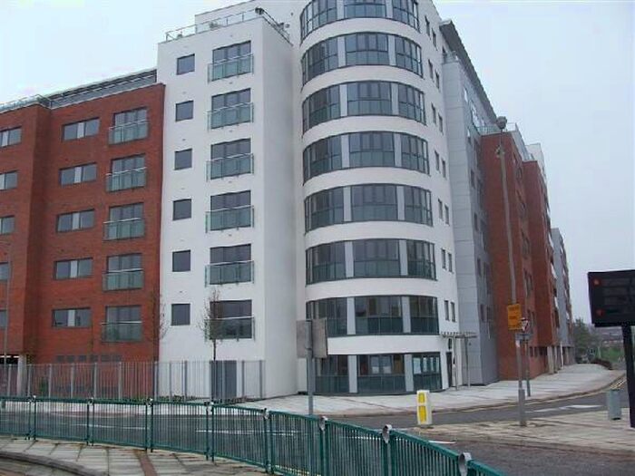 2 Bedroom Apartment To Rent In The Reach Leeds Street, L3