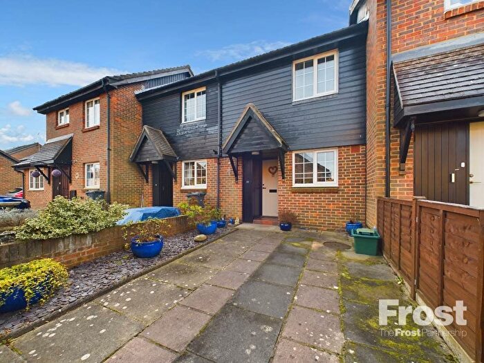 2 Bedroom Terraced House For Sale In Deerhurst Close, Feltham, Middlesex, TW13