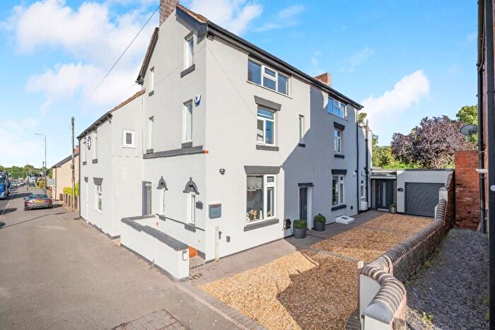 4 Bedroom Semi-Detached House For Sale In Lichfield Road, Sandhills, Walsall, WS9