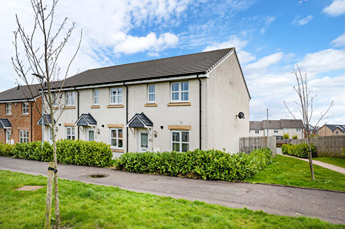 3 Bedroom End Of Terrace House For Sale In Auchinleck Road, Robroyston, Glasgow, G33
