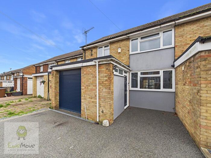 3 Bedroom Terraced House For Sale In Heron Way, Lower Stoke, Rochester, ME3