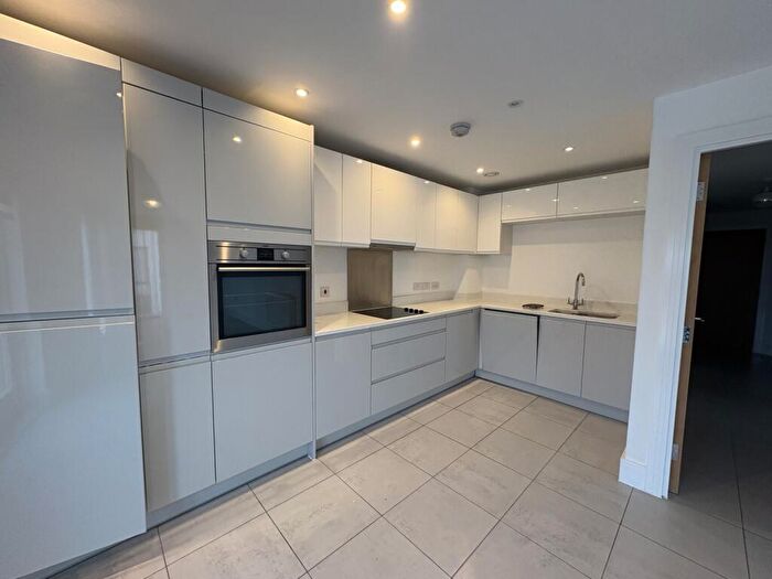 2 Bedroom Flat To Rent In East Coast, Beacon Road, BH2