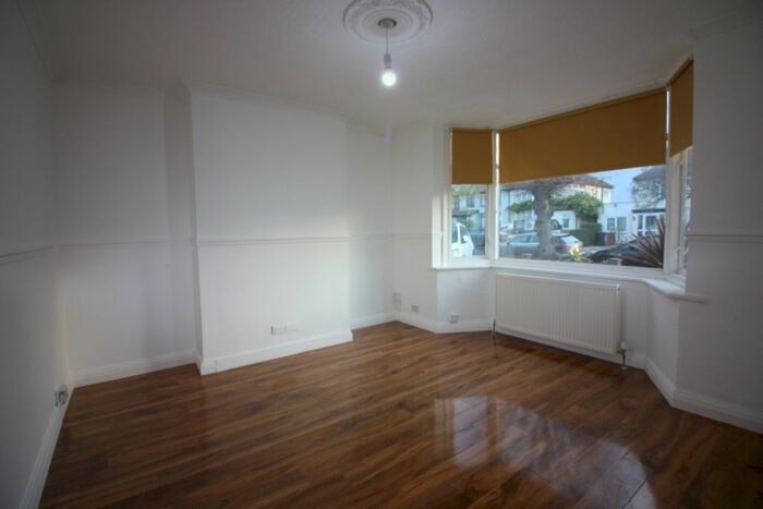 3 Bedroom Semi-Detached House To Rent In Belvue Road, Northolt UB5