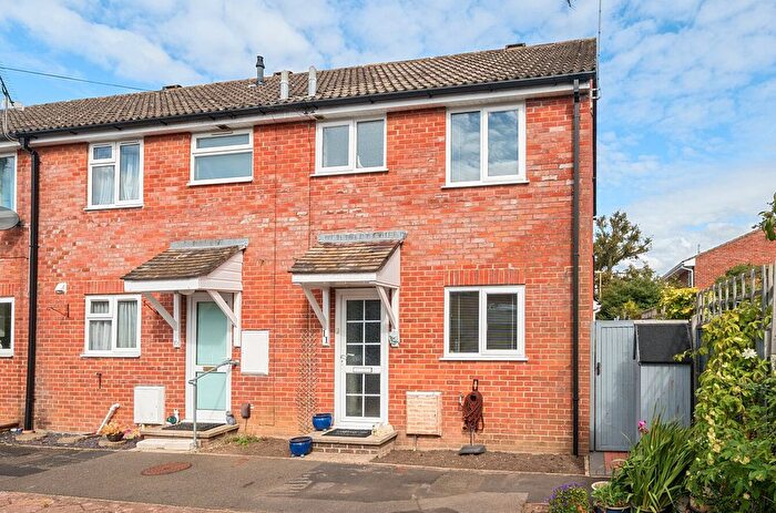 2 Bedroom End Terrace House For Sale In Blackwater Mews, Totton, Southampton, Hampshire, SO40