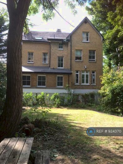 2 Bedroom Flat To Rent In Wickham Road, London, SE4
