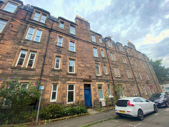 1 Bedroom Flat To Rent In Millar Place, Morningside, Edinburgh, EH10