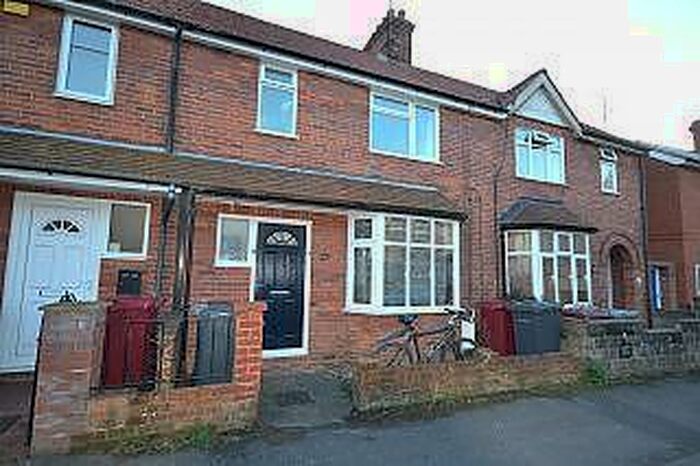 1 Bedroom Apartment To Rent In Winchester Road, Reading, RG2