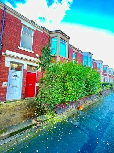 3 Bedroom Property To Rent In Warton Terrace, Heaton, Newcastle Upon Tyne, NE6