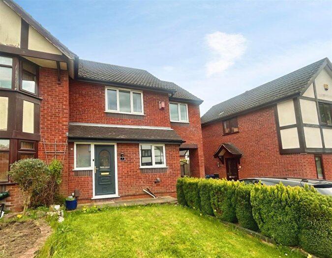 2 Bedroom Property To Rent In Ranworth Close, Newcastle, ST5