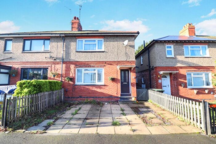 2 Bedroom Semi Detached House For Sale In West Crescent, Rushden, NN10