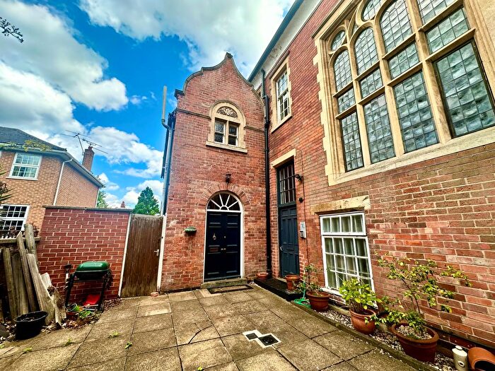 2 Bedroom Property To Rent In Newcastle Circus, Nottingham, NG7