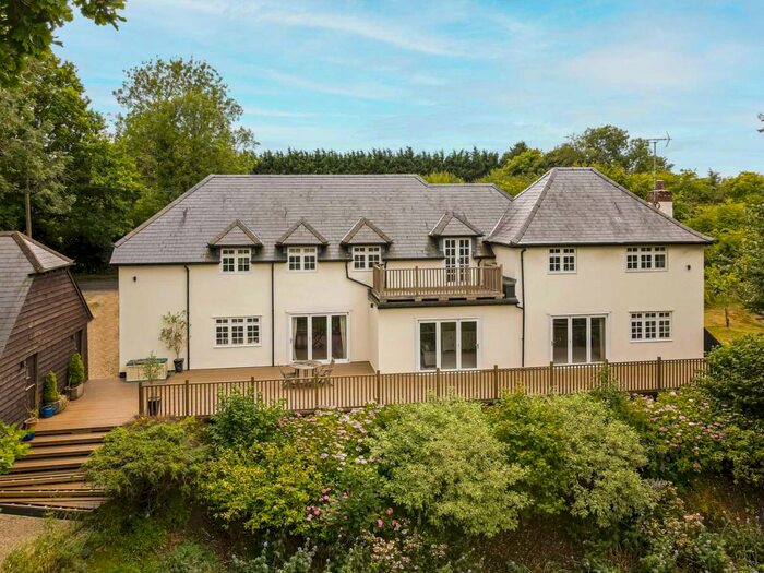 5 Bedroom Country House For Sale In Chinnor Road, Chinnor Hill, OX39