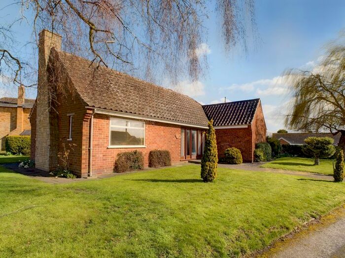 3 Bedroom Detached Bungalow For Sale In Moat Croft, Shifnal, Shropshire., TF11
