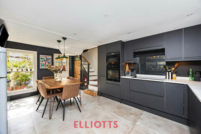 3 Bedroom Terraced House For Sale In Lower Market Street, Hove, BN3