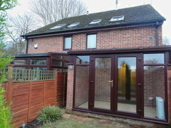 1 Bedroom End Of Terrace House To Rent In Newbury, Berkshire, RG14
