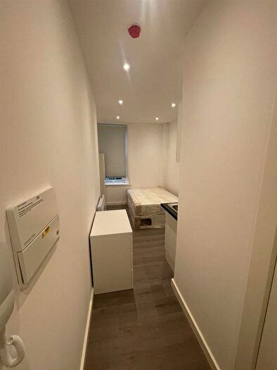 Studio To Rent In Lee High Road, London, SE13