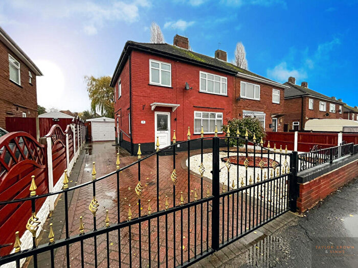 3 Bedroom Semi Detached House To Rent In Daltons Close, Langley Mill, Nottingham, Nottinghamshire, NG16