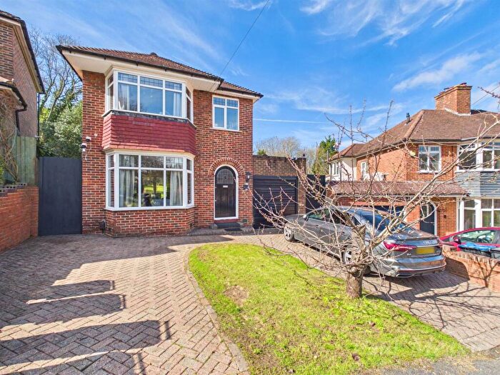3 Bedroom Detached House For Sale In Barn Crescent, Purley, CR8