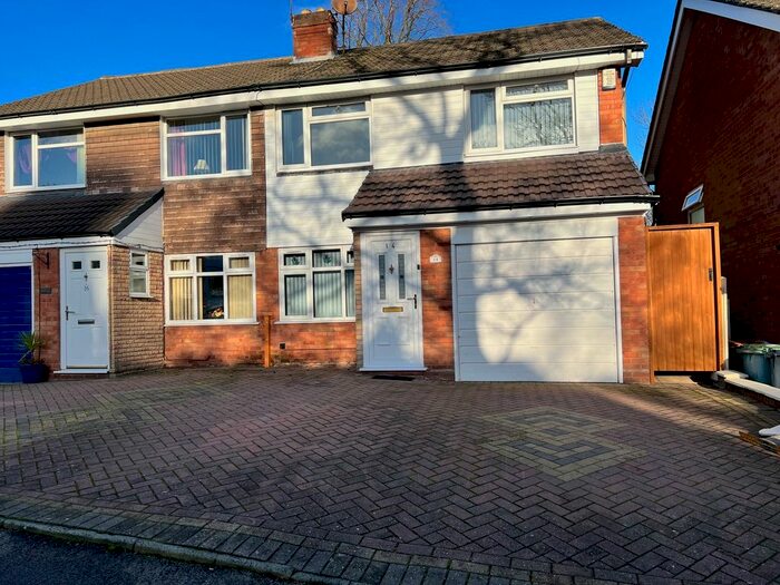 3 Bedroom Semi-Detached House To Rent In Emery Close, Walsall, WS1