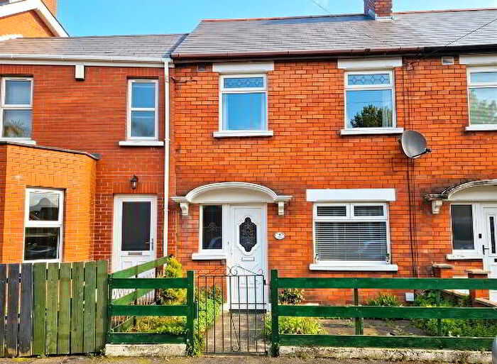 3 Bedroom Mid Terraced House For Sale In Loopland Gardens, Belfast, BT6