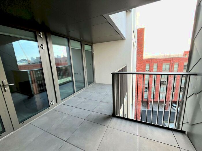 2 Bedroom Apartment To Rent In Apex Lofts, B12
