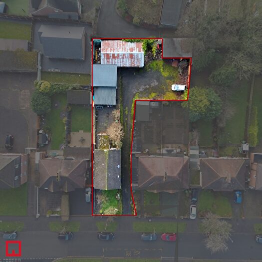 4 Bedroom Detached House For Sale In Newborough Road, Shirley, B90