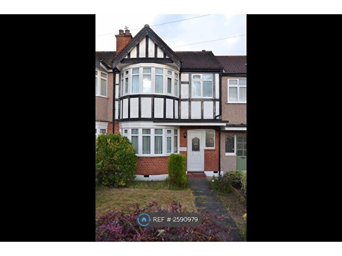 3 Bedroom Terraced House To Rent In Capthorne Avenue, Harrow, HA2
