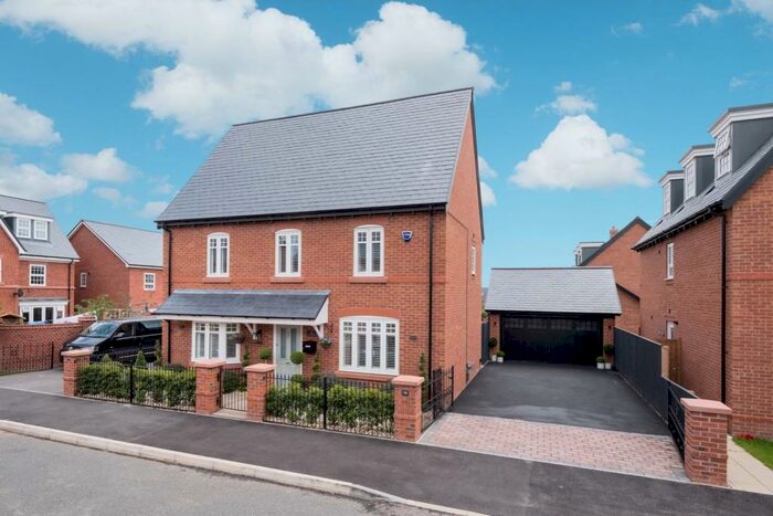5 Bedroom Detached House To Rent In Tiverton Way, Tarporley, CW6