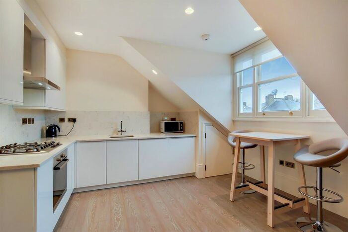 1 Bedroom Flat To Rent In The Grove, London, W5