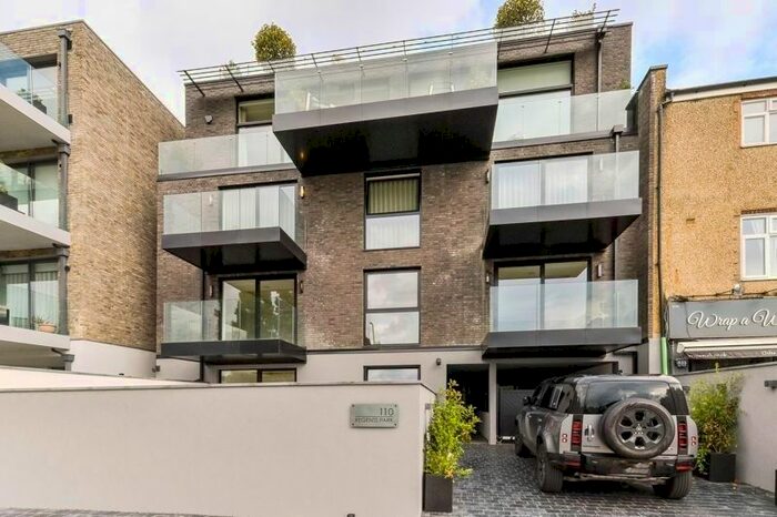 2 Bedroom Property To Rent In Regents Park Road, London, N3